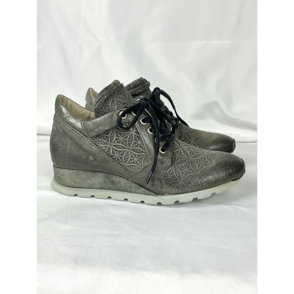 Miz Mooz Chalice Wedge Sneakers EU 38 Metallic Gray Laser Cut Lace Up